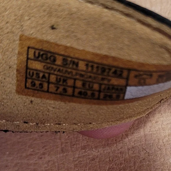 NWOB Uggs Platform Sandals Black sz 9.5 - Picture 5 of 5